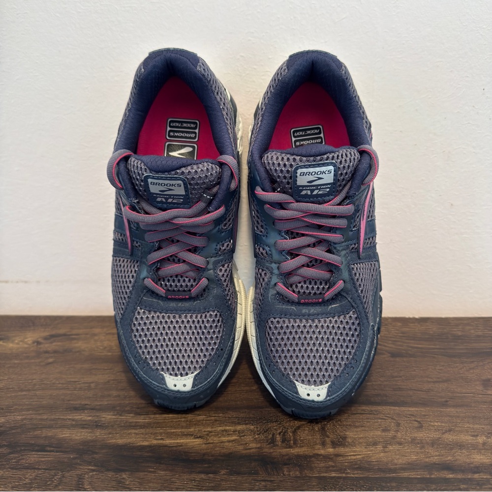 Brooks Addiction 12  DNA Women's Running Shoes Size 6.5 Blue Pink MSRP$120
